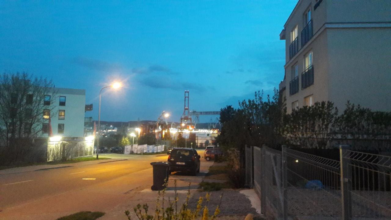 Gdynia-Sea shell idealny dla Pary z parkingiem,blisko dzikiej plaży i centrum Zewnętrze zdjęcie